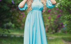 小SAO货撅起屁股扒开BL